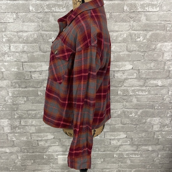 Maurices Berry Plaid Button Down Long Sleeve Cropped Flannel Shacket - Picture 3 of 6